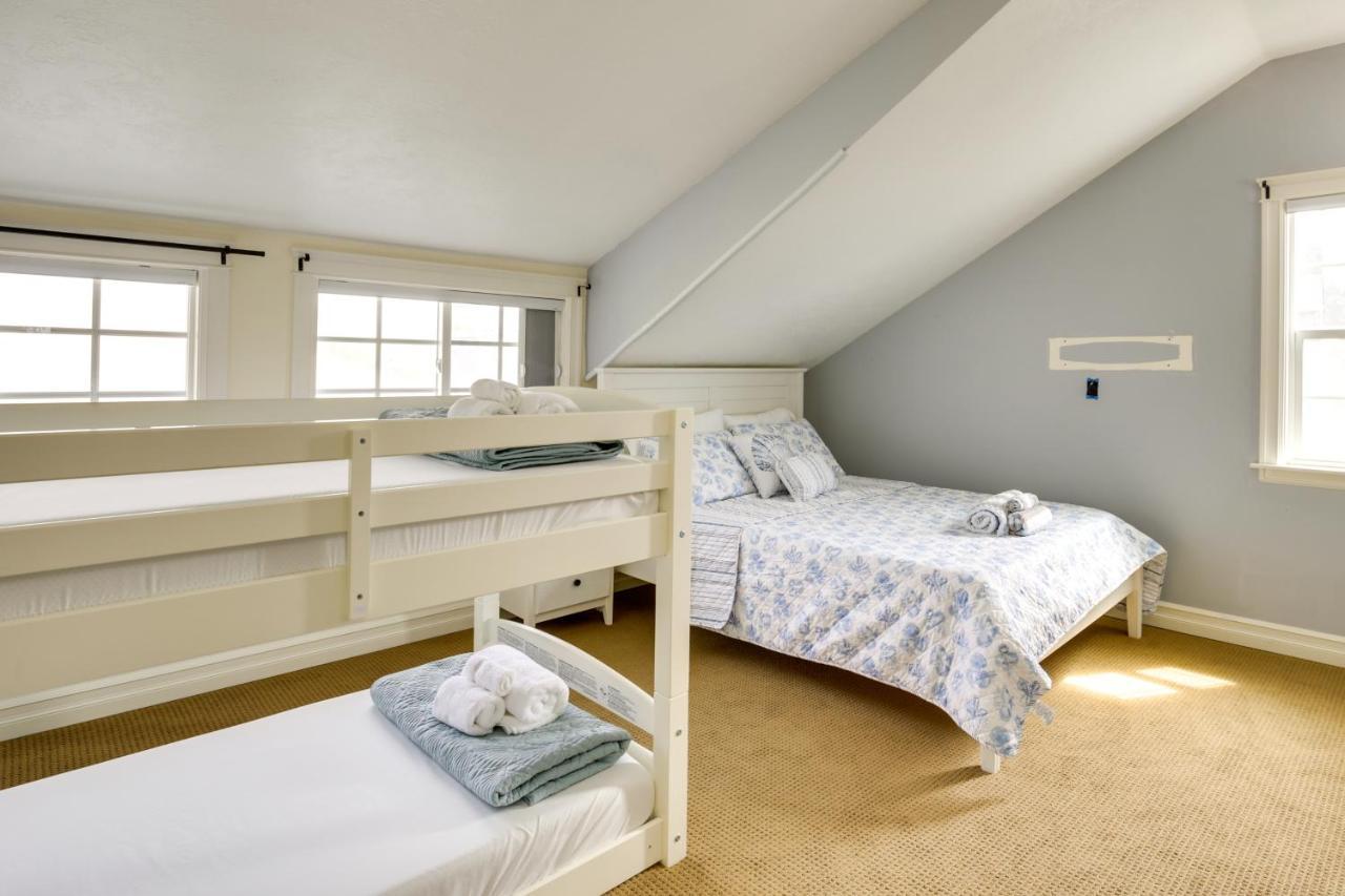 Coastal Lincoln City Home With Spacious Deck! Eksteriør bilde